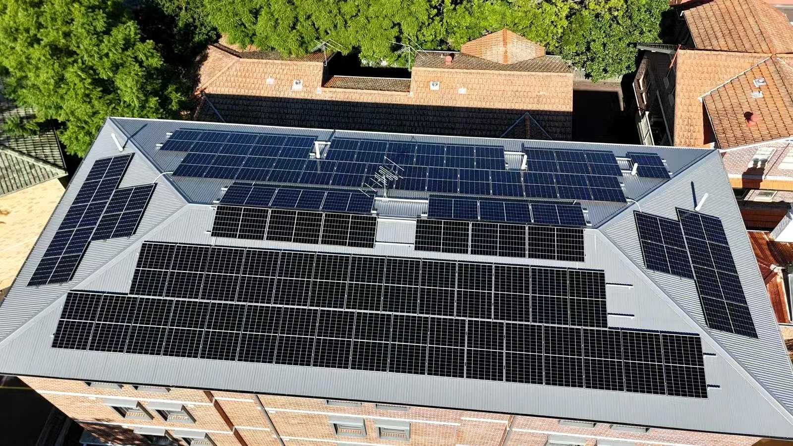 Verani Build-to-Rent rooftop solar installation in Sydney